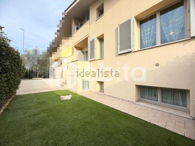 Villetta a schiera in vendita di 195 m² in Via del Lavoro