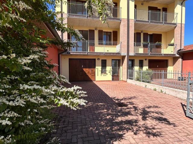 Villetta a schiera in vendita di 195 m² in Via J. B. Tito