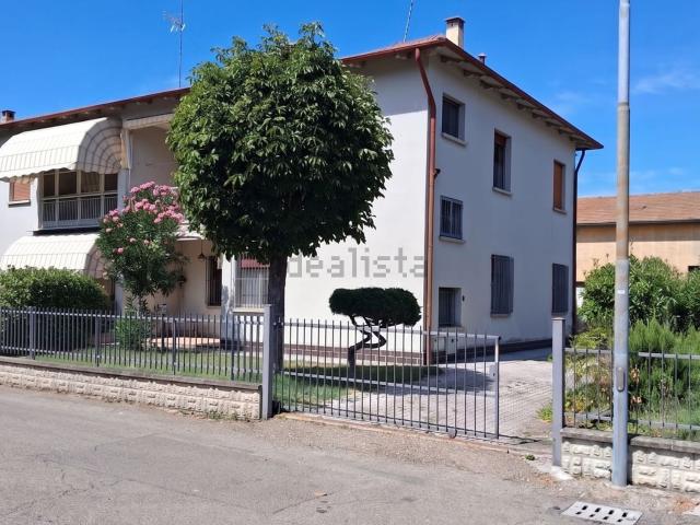 Villetta a schiera in vendita di 196 m²