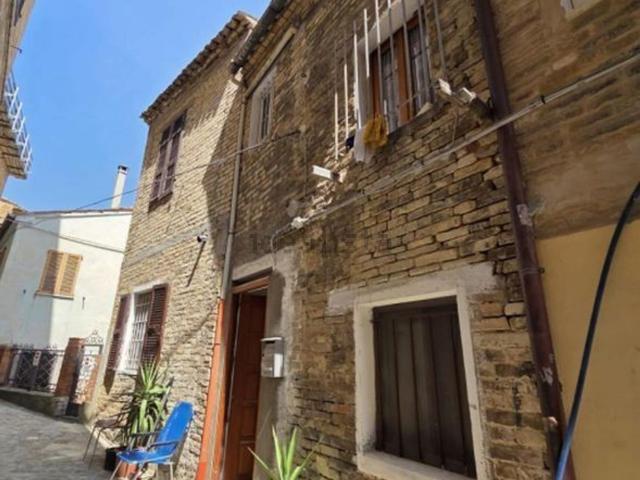 Villetta a schiera in vendita di 196 m² in Via guerrieri