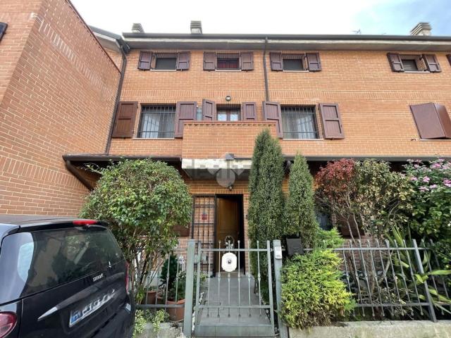 Villetta a schiera in vendita di 197 m² in Via Ca&apos  Rossa, 64
