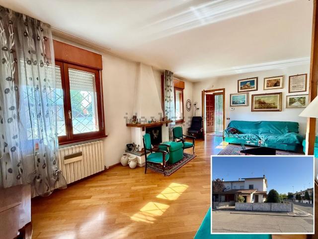 Villetta a schiera in vendita di 198 m² in Via Mario Pasi, 14