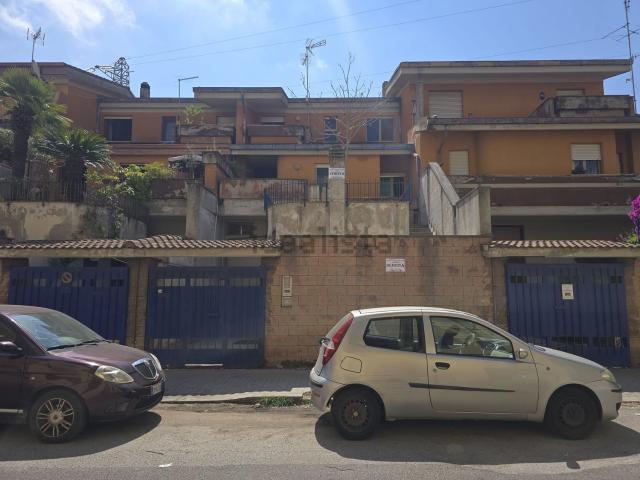Villetta a schiera in vendita di 198 m² in Via s. g. bosco, 4