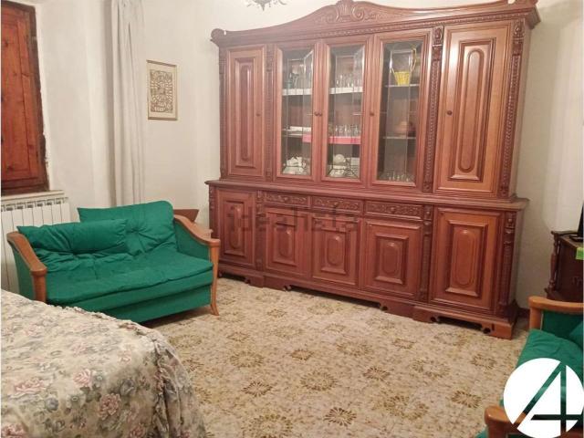 Villetta a schiera in vendita di 198 m² in Località La Storaia