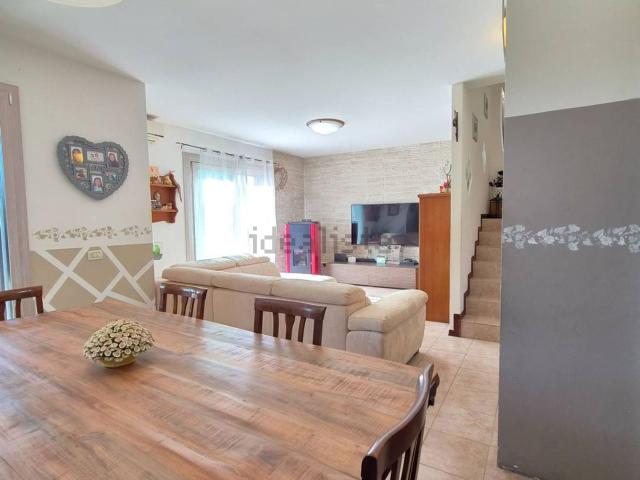 Villetta a schiera in vendita di 199 m²