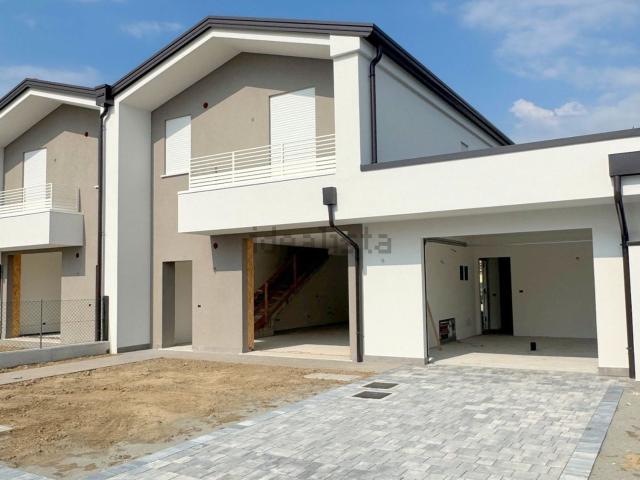 Villetta a schiera in vendita di 199 m² in Via Stradone