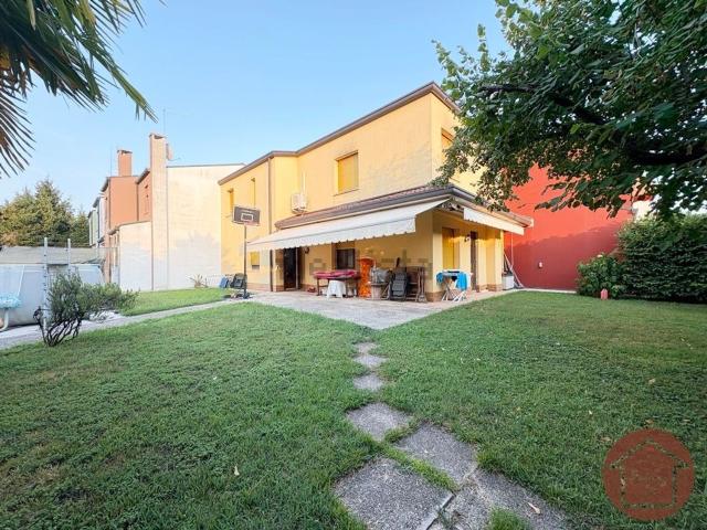 Villetta a schiera in vendita di 200 m²