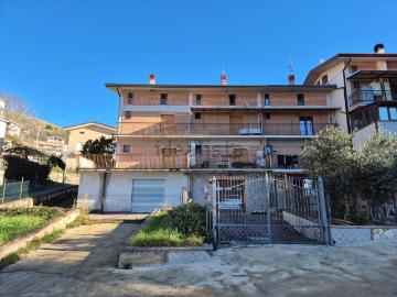 Villetta a schiera in vendita di 200 m² in Via Cincinnato