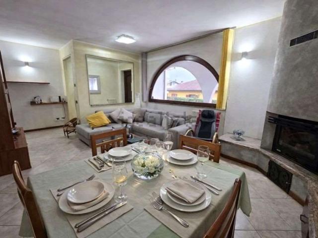 Villetta a schiera in vendita di 200 m² in Via Crusinallo