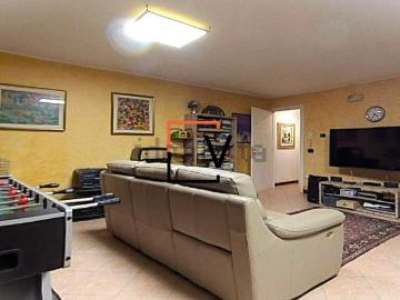 Villetta a schiera in vendita di 200 m² in Via A. Moro