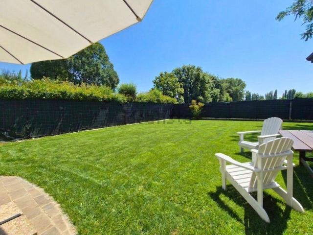 Villetta a schiera in vendita di 200 m² in Via Achille Ferrari