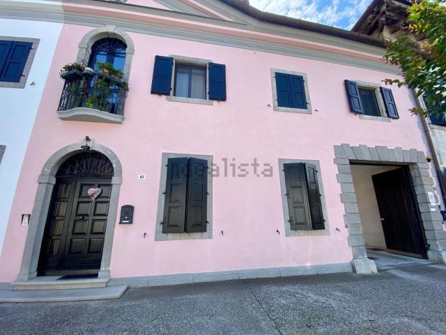 Villetta a schiera in vendita di 200 m² in Via Aquileia, 42