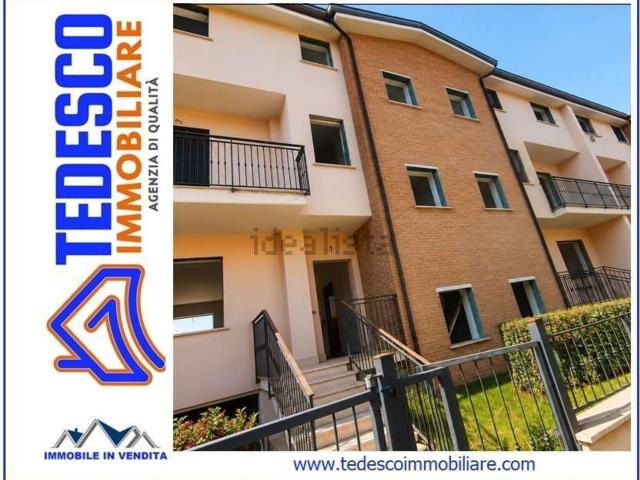 Villetta a schiera in vendita di 200 m² in Via Basso Casale