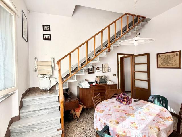 Villetta a schiera in vendita di 200 m² in Via Giacomo Puccini, 307