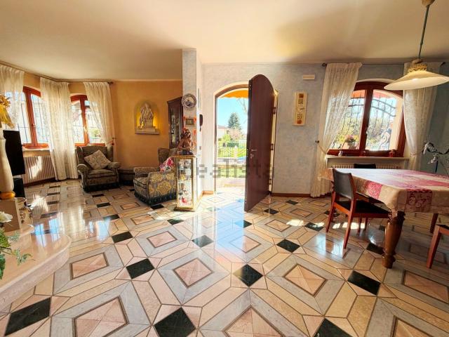 Villetta a schiera in vendita di 200 m² in Via Giovanni Falcone