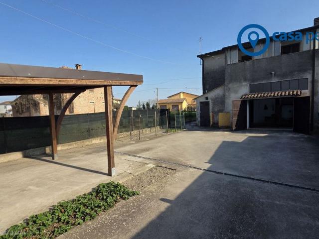 Villetta a schiera in vendita di 200 m² in Via Don Minzoni, 39