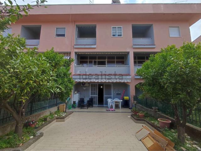 Villetta a schiera in vendita di 200 m² in Via dei Mandorli, 20