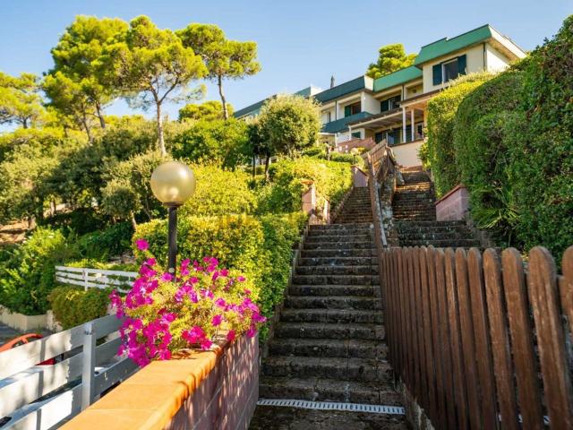 Villetta a schiera in vendita di 200 m² in Via dei Ginepri