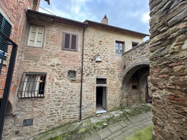 Villetta a schiera in vendita di 200 m² in Via dell&apos Arco
