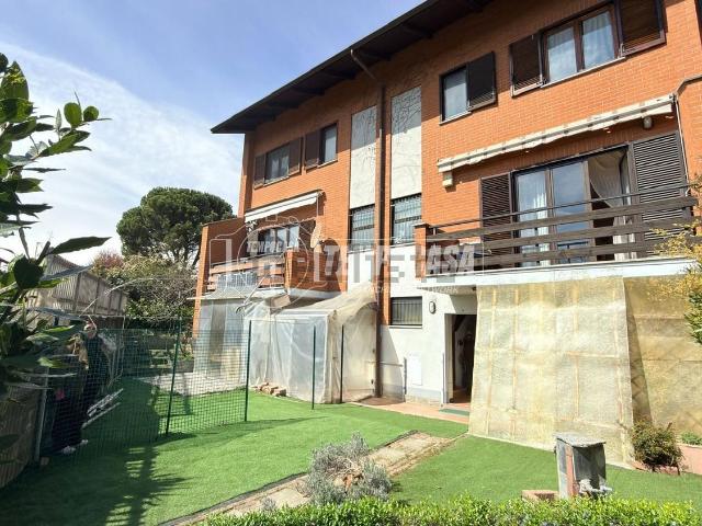 Villetta a schiera in vendita di 200 m² in Via della Costa