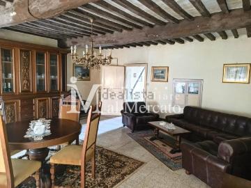 Villetta a schiera in vendita di 200 m² in Via della Chiesa di Piazzano, 55100