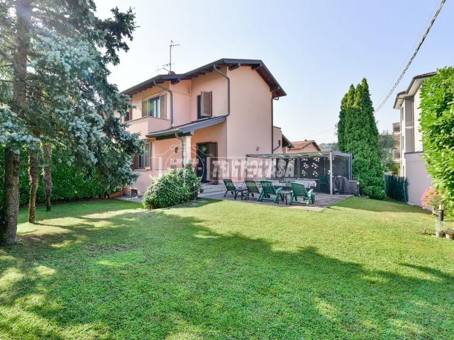 Villetta a schiera in vendita di 200 m² in Via Fornace, 232