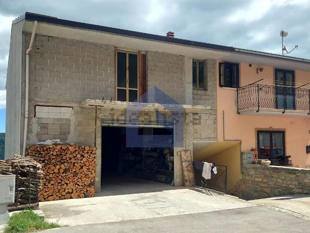 Villetta a schiera in vendita di 200 m² in Via Ficenne