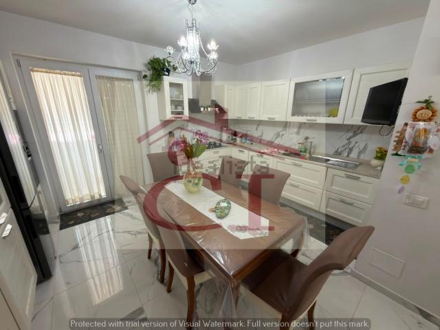 Villetta a schiera in vendita di 200 m² in Via Francesco Saverio Nitti