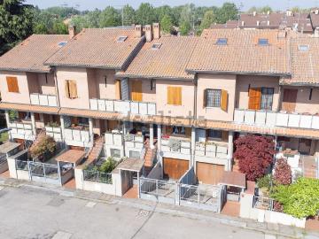 Villetta a schiera in vendita di 200 m² in Via Ignazio Silone, 8