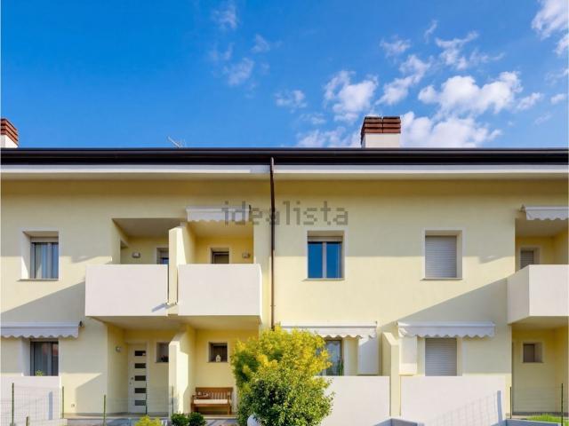 Villetta a schiera in vendita di 200 m² in Via Liguria, 231