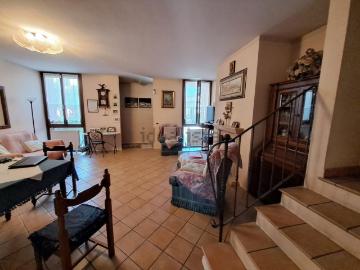 Villetta a schiera in vendita di 200 m² in Via Mario Clivio, 19
