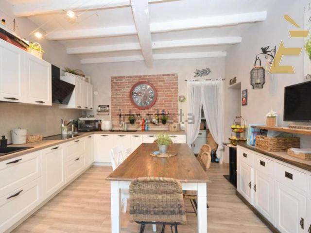 Villetta a schiera in vendita di 200 m² in Via Mario Mogna, 42