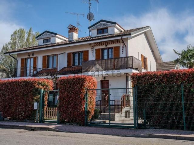Villetta a schiera in vendita di 200 m² in Via Niccolò Paganini, 23