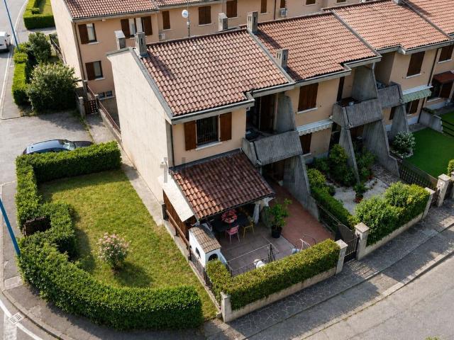 Villetta a schiera in vendita di 200 m² in Via S. Gervasio, 50