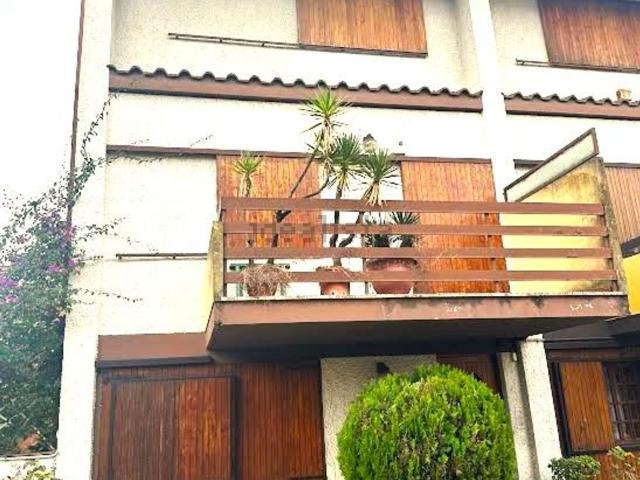 Villetta a schiera in vendita di 200 m² in Via Santa Severina, 26