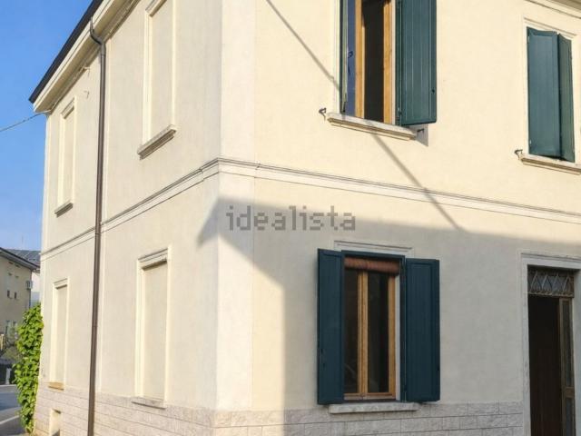Villetta a schiera in vendita di 200 m² in Via per Soria
