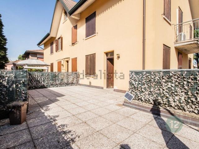 Villetta a schiera in vendita di 200 m² in Via Roma, 86