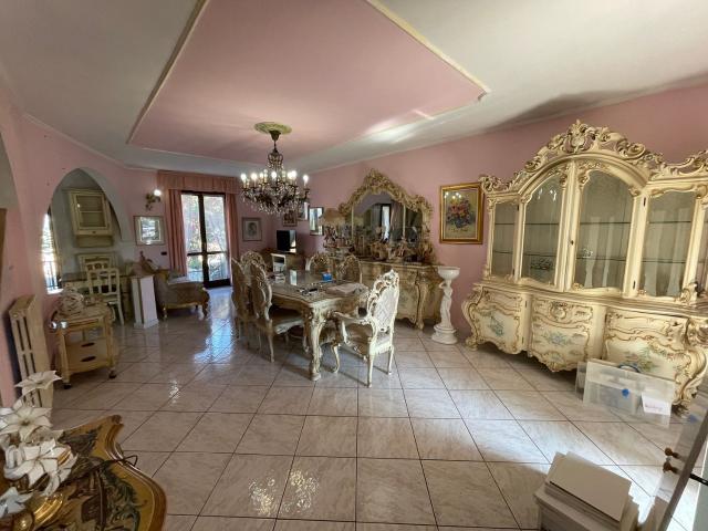 Villetta a schiera in vendita di 200 m² in Via Resistenza