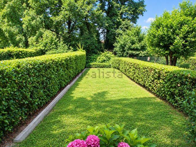Villetta a schiera in vendita di 200 m² in Via Tullio Odorizzi
