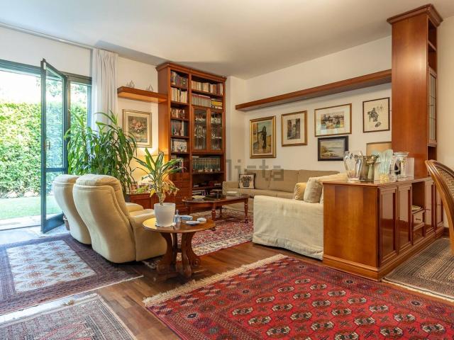 Villetta a schiera in vendita di 200 m² in Via Vittorio Veneto, 15