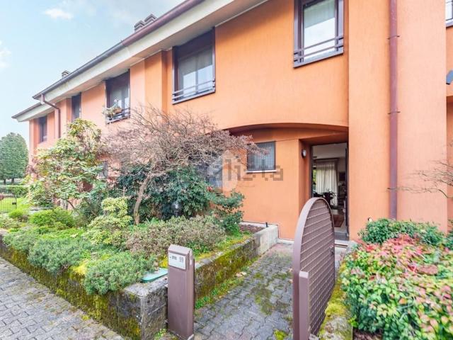 Villetta a schiera in vendita di 200 m² in Viale Tazio Nuvolari, 16