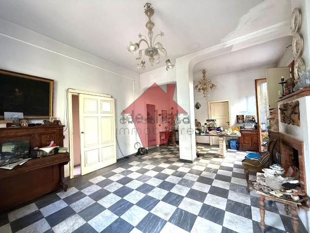 Villetta a schiera in vendita di 200 m² in Piazza A. Toscanini, 50053