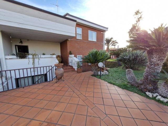 Villetta a schiera in vendita di 201 m² in Via Giovanni Sgambati, 2