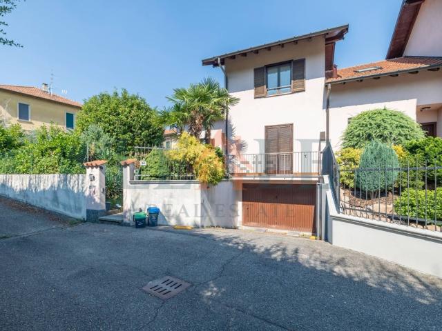 Villetta a schiera in vendita di 200 m² in Via Campagna