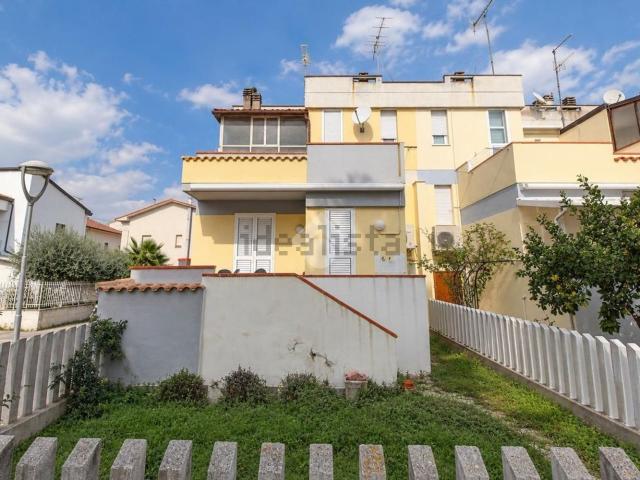 Villetta a schiera in vendita di 202 m² in Via Pio La Torre, 21