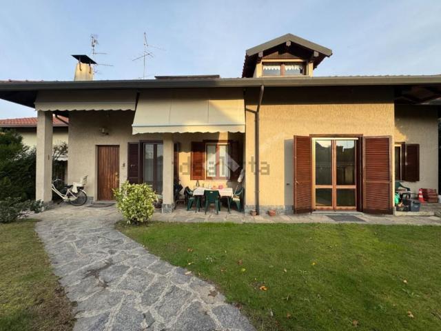 Villetta a schiera in vendita di 203 m² in Via Monte Sabotino, 12