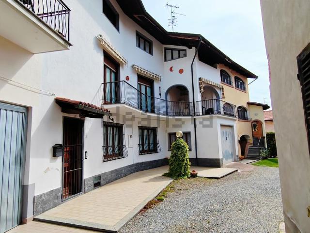 Villetta a schiera in vendita di 204 m² in Vicolo Urasco, 7