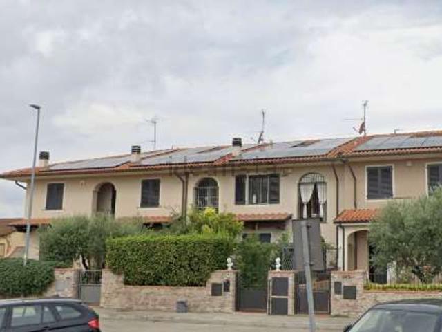 Villetta a schiera in vendita di 205 m² in Via A.Selva, 242