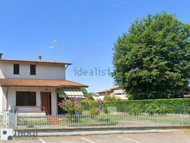 Villetta a schiera in vendita di 205 m² in Via G. Cappi, 37