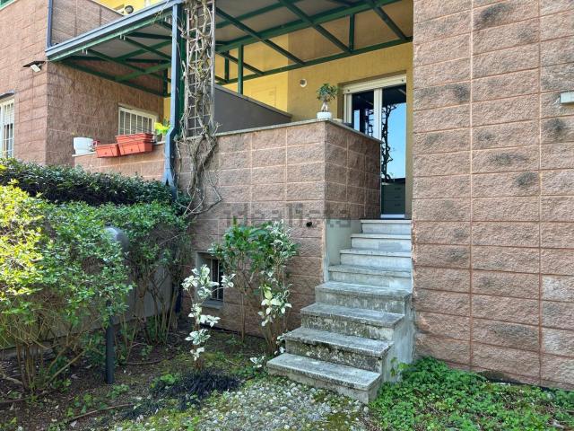 Villetta a schiera in vendita di 205 m² in Via delle Olimpiadi, 19